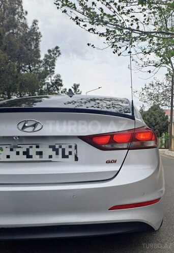 Hyundai Elantra 2015, 218,000 km - 1.6 л - Bakı