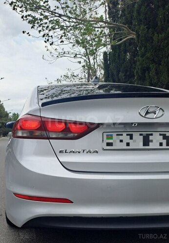 Hyundai Elantra 2015, 218,000 km - 1.6 л - Bakı