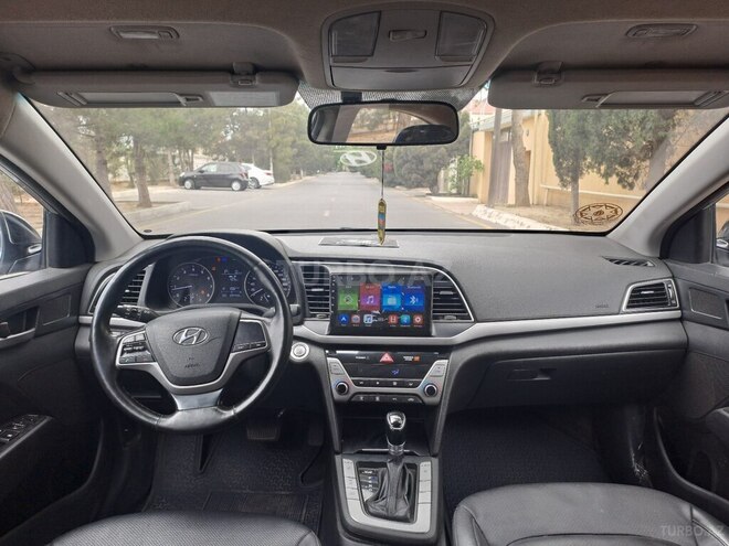 Hyundai Elantra 2015, 218,000 km - 1.6 л - Bakı