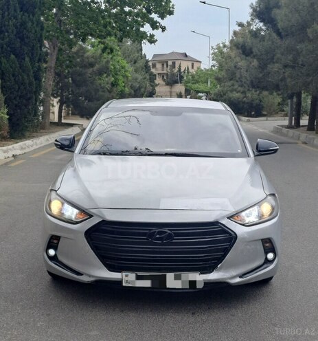 Hyundai Elantra 2015, 218,000 km - 1.6 л - Bakı