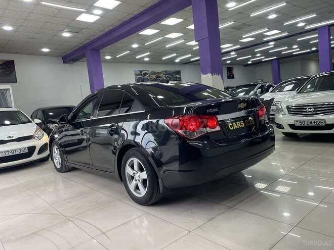 Chevrolet Cruze-8