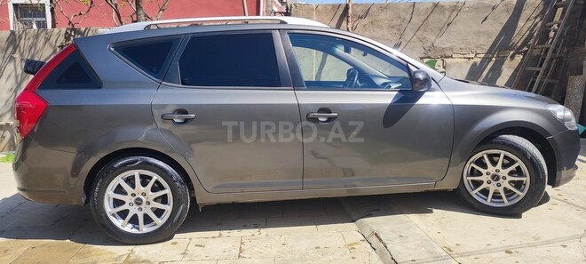 Kia  2009, 230,000 km - 1.6 l - Bakı