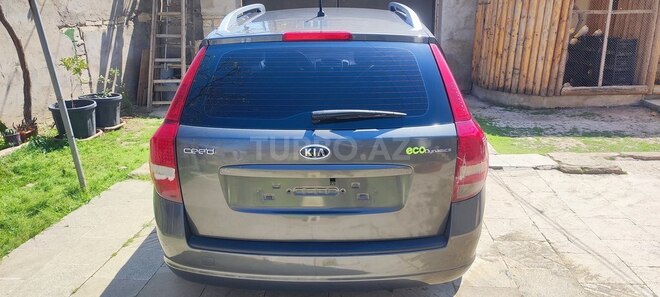 Kia  2009, 230,000 km - 1.6 l - Bakı