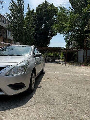 Nissan Latio 2016, 180,860 km - 1.2 l - Bakı