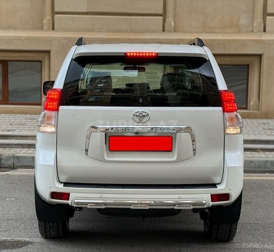 Toyota Land Cruiser Prado 2011, 135,000 km - 2.7 l - Bakı