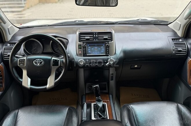 Toyota Land Cruiser Prado 2011, 135,000 km - 2.7 l - Bakı