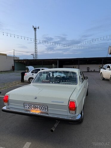 GAZ 24 1979, 95,000 km - 2.4 l - Gəncə