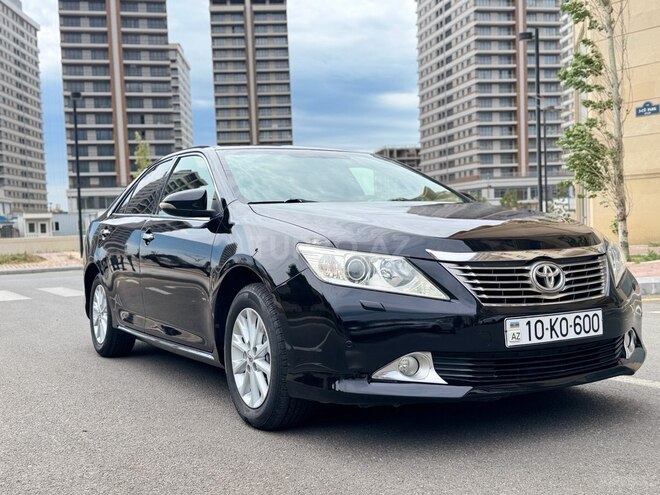 Toyota Camry-4