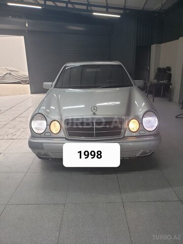 Mercedes E 240 1998, 300,000 km - 2.4 l - Bakı