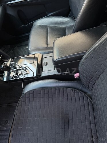 Toyota Camry-13