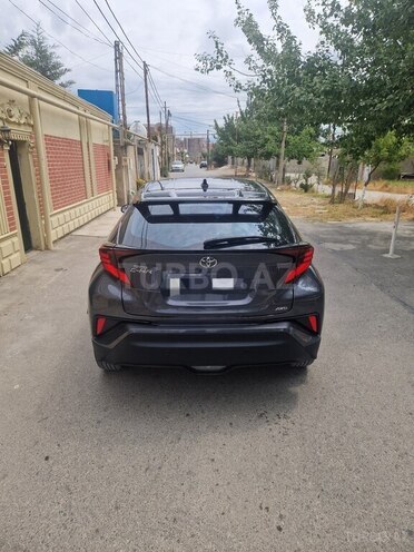Toyota C-HR 2019, 68,000 km - 1.2 l - Bakı