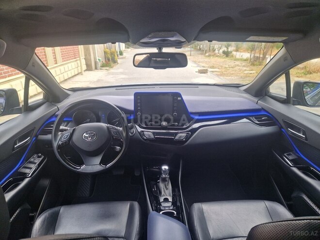 Toyota C-HR 2019, 68,000 km - 1.2 l - Bakı