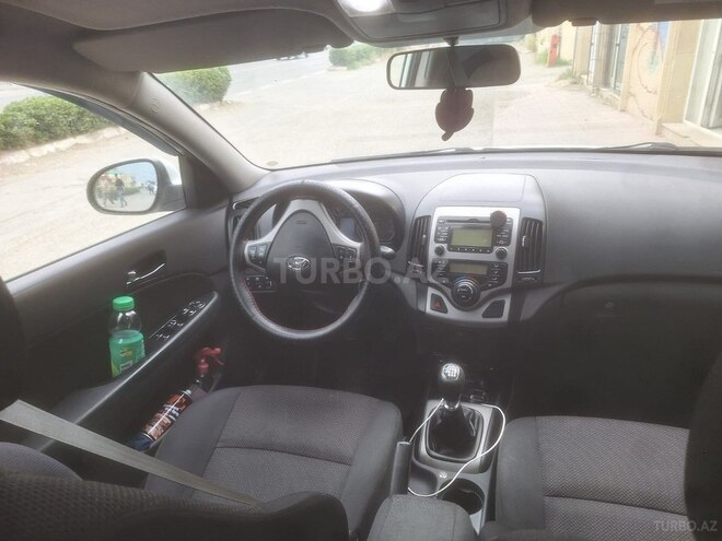 Hyundai i30 2010, 247,000 km - 1.6 l - Bakı