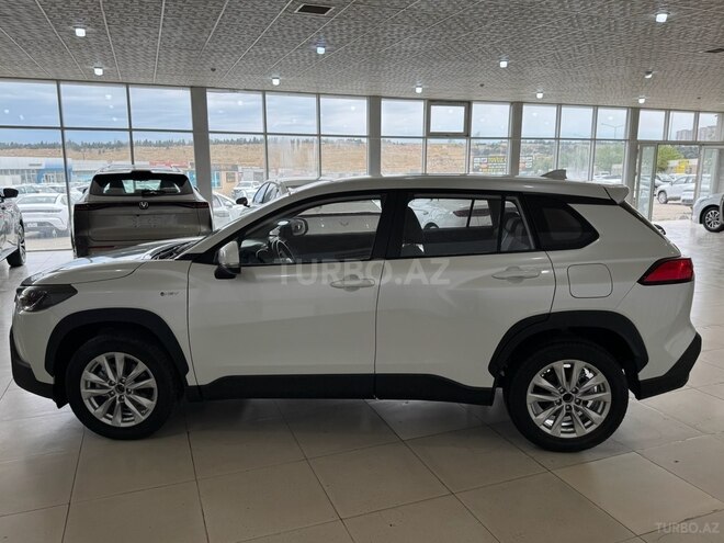 Toyota Corolla Cross 2025, 0 km - 1.8 л - Bakı