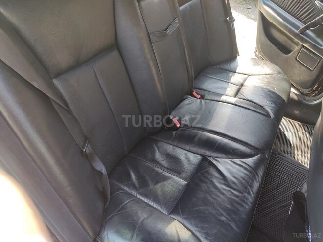 Mercedes E 230 1996, 327,360 km - 2.3 l - Ağstafa