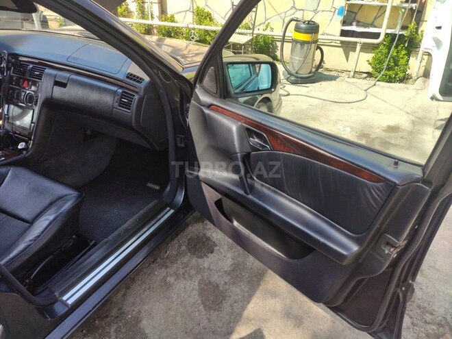 Mercedes E 230 1996, 327,360 km - 2.3 l - Ağstafa