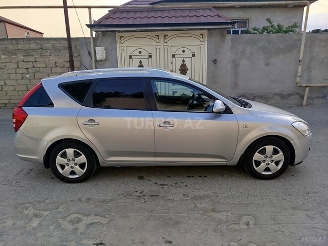 Kia  2008, 168,000 km - 1.4 l - Bakı