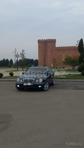 Mercedes E 280 1999, 364,179 km - 2.8 l - Bakı