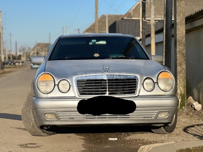 Mercedes E 220 d 1998, 508,192 km - 2.2 л - Sumqayıt