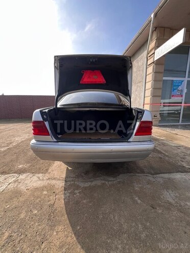 Mercedes E 220 d 1998, 508,192 km - 2.2 л - Sumqayıt