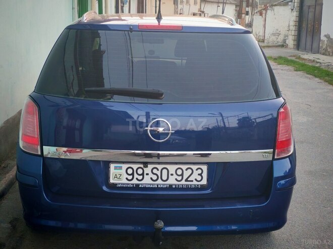 Opel Astra 2005, 225,000 km - 1.8 l - Göyçay