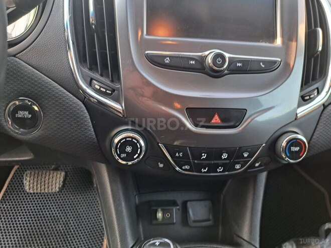 Chevrolet Cruze 2017, 221,000 km - 1.4 l - Gəncə