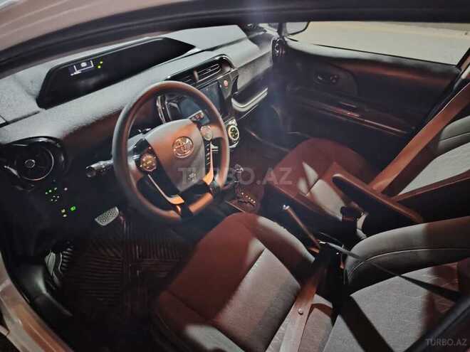 Toyota Aqua 2019, 42,000 km - 1.5 l - Bakı