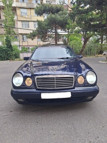 Mercedes E 240 1997, 450,000 km - 2.4 l - Bakı