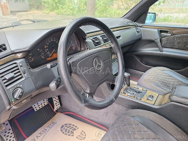 Mercedes E 240 1997, 450,000 km - 2.4 l - Bakı
