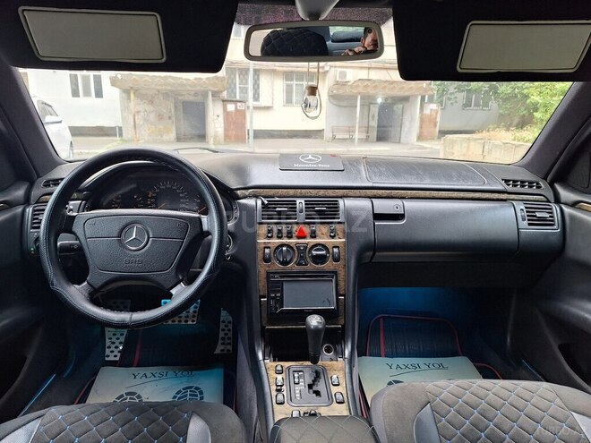 Mercedes E 240 1997, 450,000 km - 2.4 l - Bakı