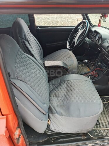 LADA (VAZ) 2106 1986, 95,000 km - 1.6 l - Ucar
