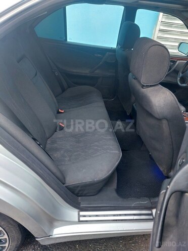 Mercedes E 220 d 2000, 244,000 km - 2.2 l - Şəki