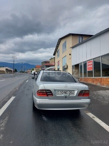 Mercedes E 220 d 2000, 244,000 km - 2.2 l - Şəki