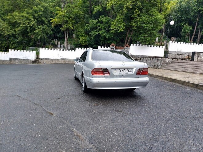 Mercedes E 220 d 2000, 244,000 km - 2.2 l - Şəki