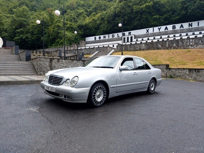 Mercedes E 220 d 2000, 244,000 km - 2.2 l - Şəki