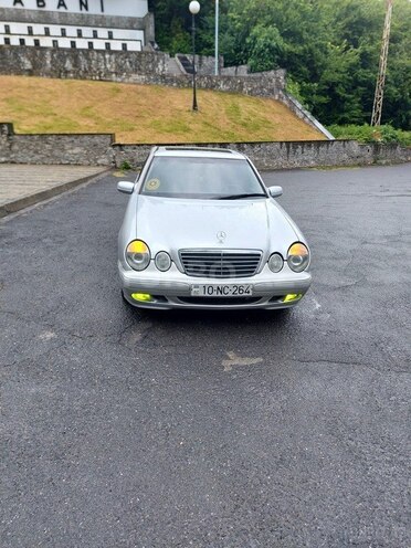 Mercedes E 220 d 2000, 244,000 km - 2.2 l - Şəki