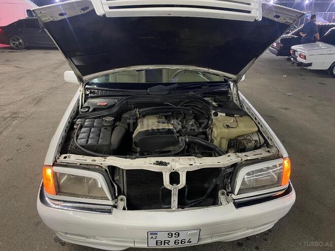 Mercedes C 230 1997, 427,471 km - 2.3 l - Bakı