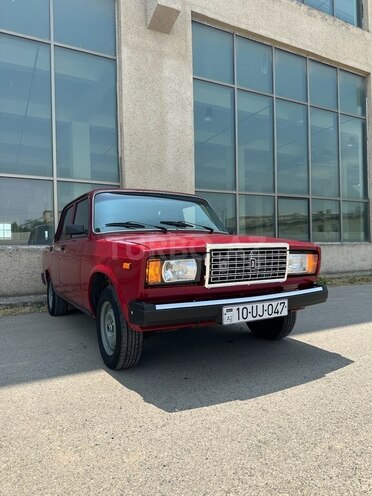 LADA (VAZ) 2107 2007, 95,000 km - 1.6 l - Salyan
