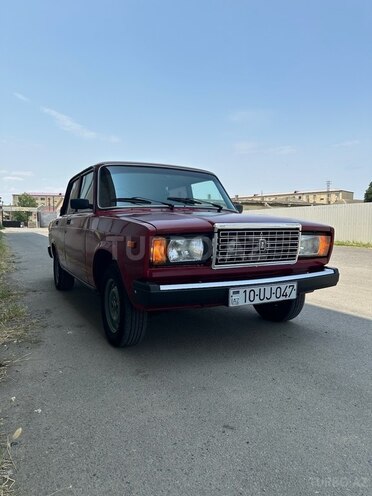 LADA (VAZ) 2107 2007, 95,000 km - 1.6 l - Salyan