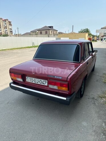 LADA (VAZ) 2107 2007, 95,000 km - 1.6 l - Salyan