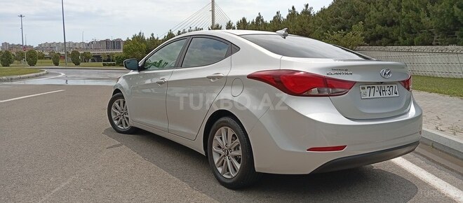 Hyundai Elantra 2015, 52,000 km - 1.8 l - Bakı