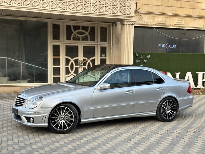 Mercedes E 320 2002, 286,000 km - 3.2 л - Bakı
