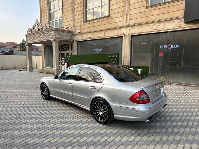 Mercedes E 320 2002, 286,000 km - 3.2 л - Bakı