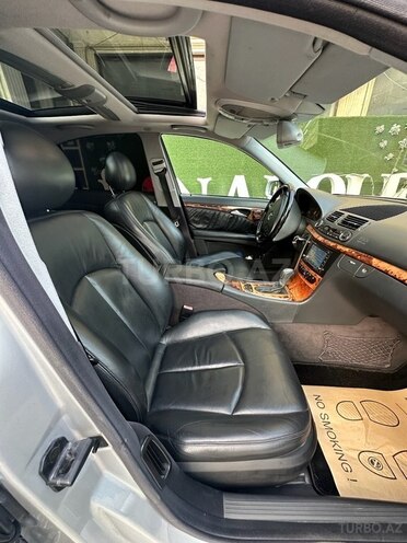 Mercedes E 320 2002, 286,000 km - 3.2 л - Bakı