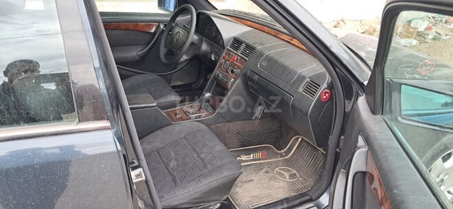 Mercedes C 200 2000, 281,000 km - 2.0 l - Bakı