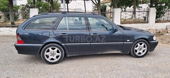 Mercedes C 200 2000, 281,000 km - 2.0 l - Bakı