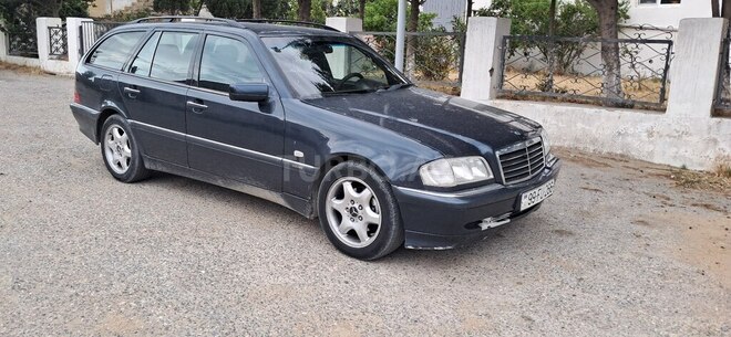 Mercedes C 200 2000, 281,000 km - 2.0 l - Bakı
