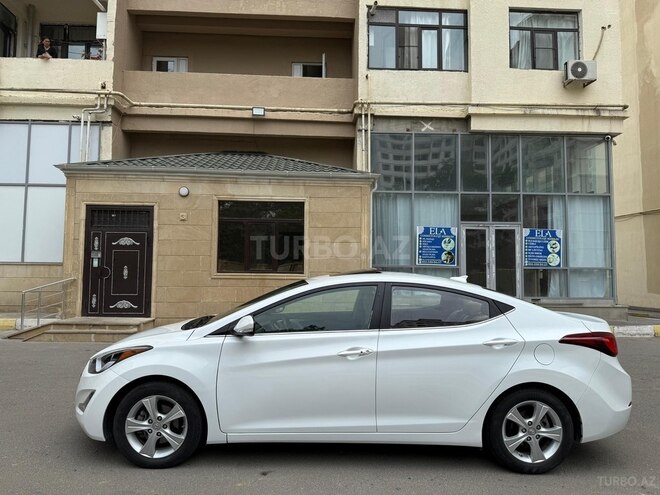 Hyundai Elantra 2016, 164,153 km - 1.8 л - Bakı