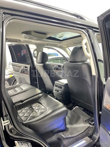 Toyota Land Cruiser-16