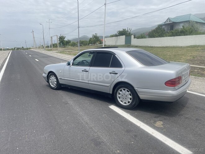 Mercedes E 230 1997, 360,000 km - 2.3 l - Bakı